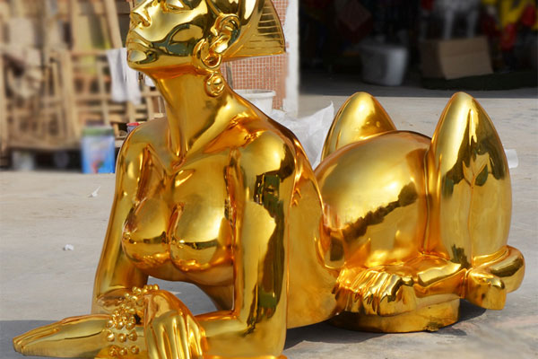 北京生产不锈钢叶片雕塑价格